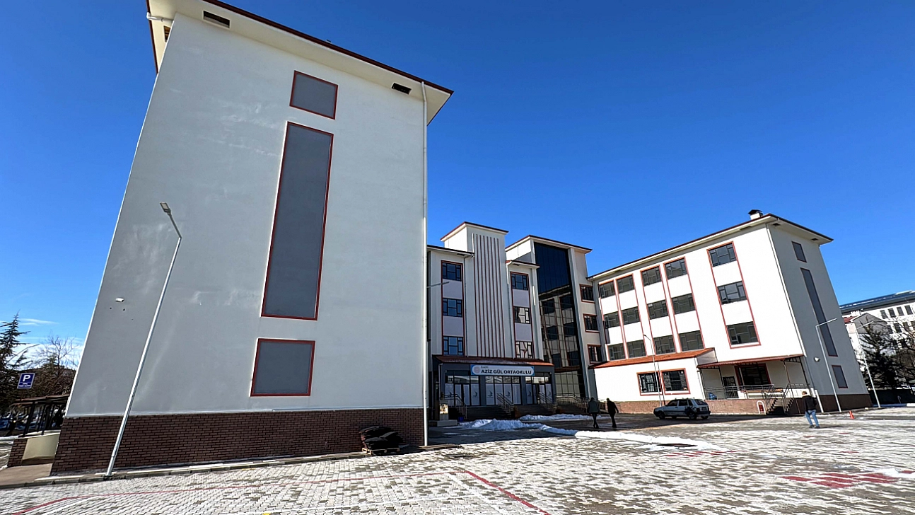 2020'deki depremin ardından 69 okul eğitime kazandırıldı