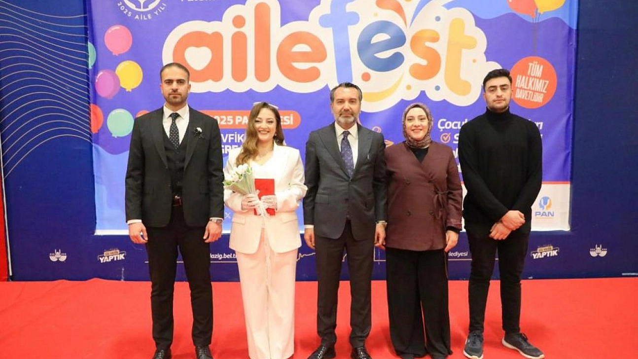 AileFest'te genç çiftin nikahı kıyıldı