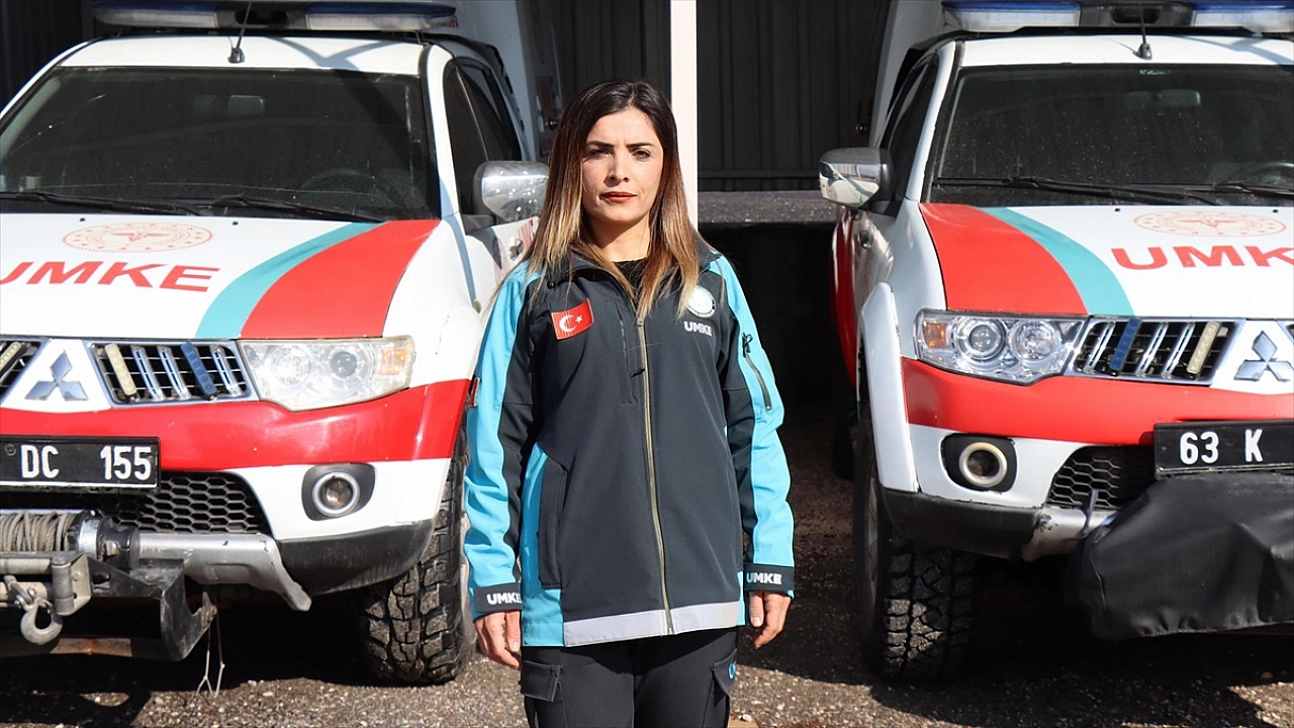 Ailesinden haber alamazken başka hayatları kurtardı!