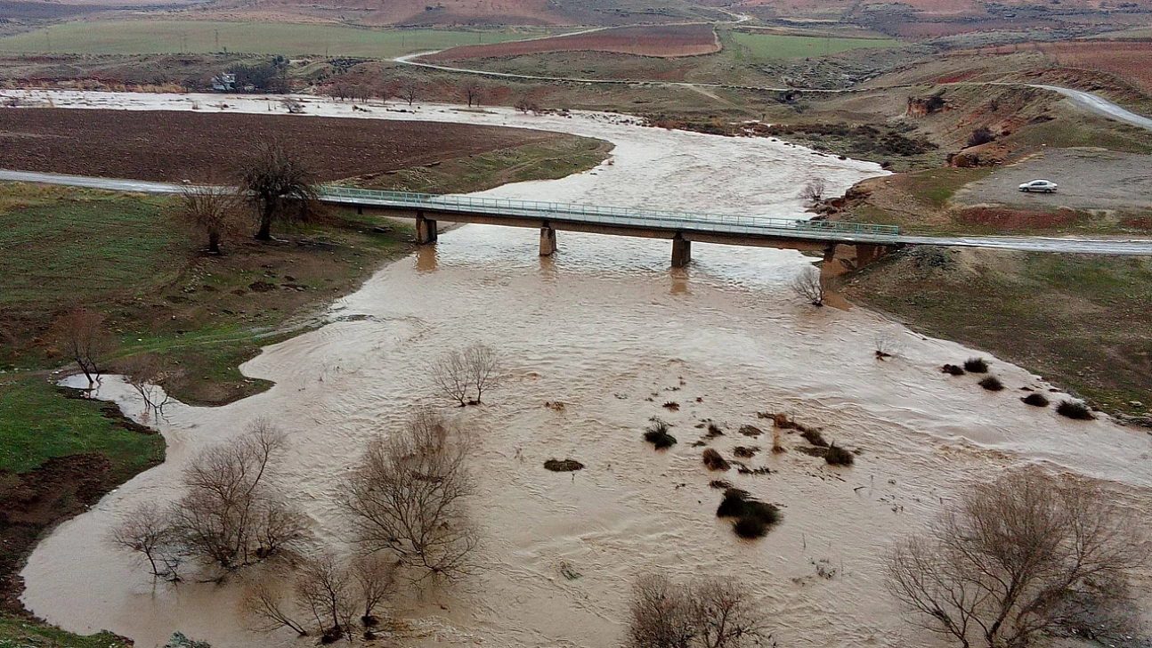 Yağışlar, su seviyesini yükseltti
