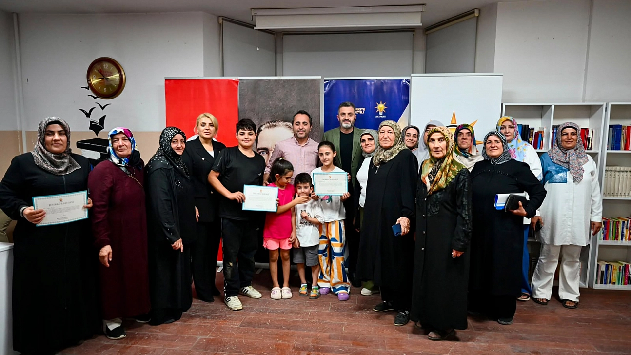 Babacan, vatandaşların taleplerini dinledi