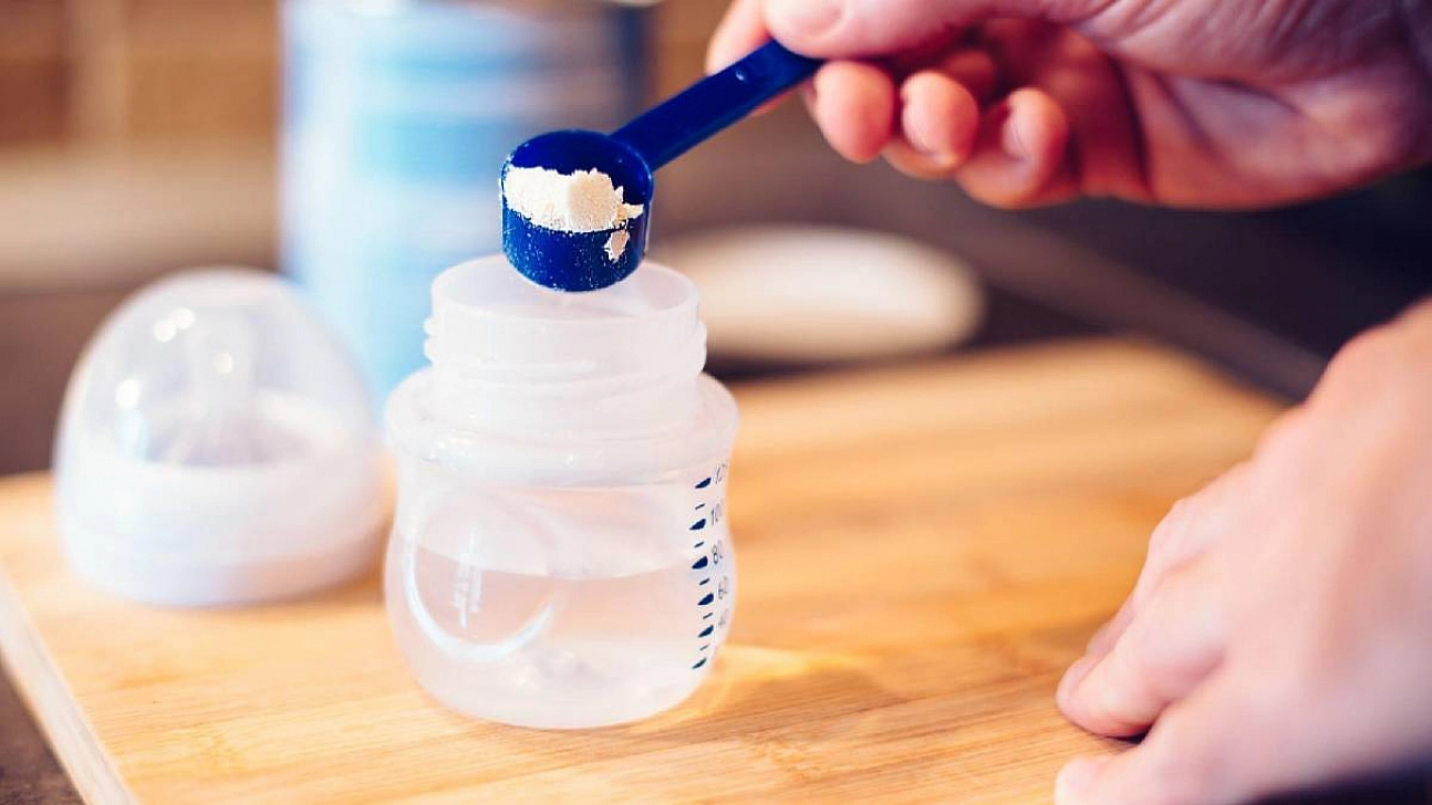 Bakanlık, 'Tüketmeyin, iade edin' uyarısı yaptı: Bebek mamaları tek tek toplatılıyor