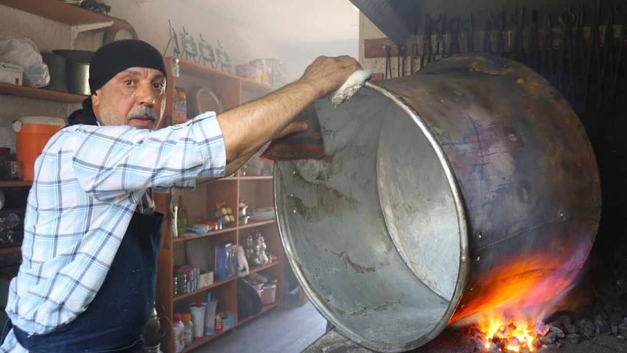 Bakır kazanlar kışa hazırlanıyor, kalay ustalarının yoğun günleri başladı