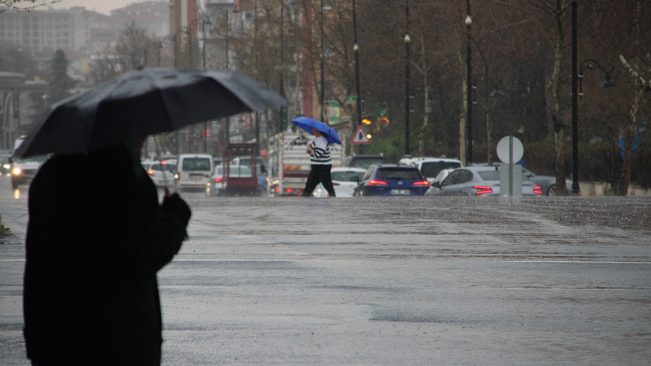 Balkanlar üzerinden Malatya'ya geliyor: Kuvvetli yağacak!