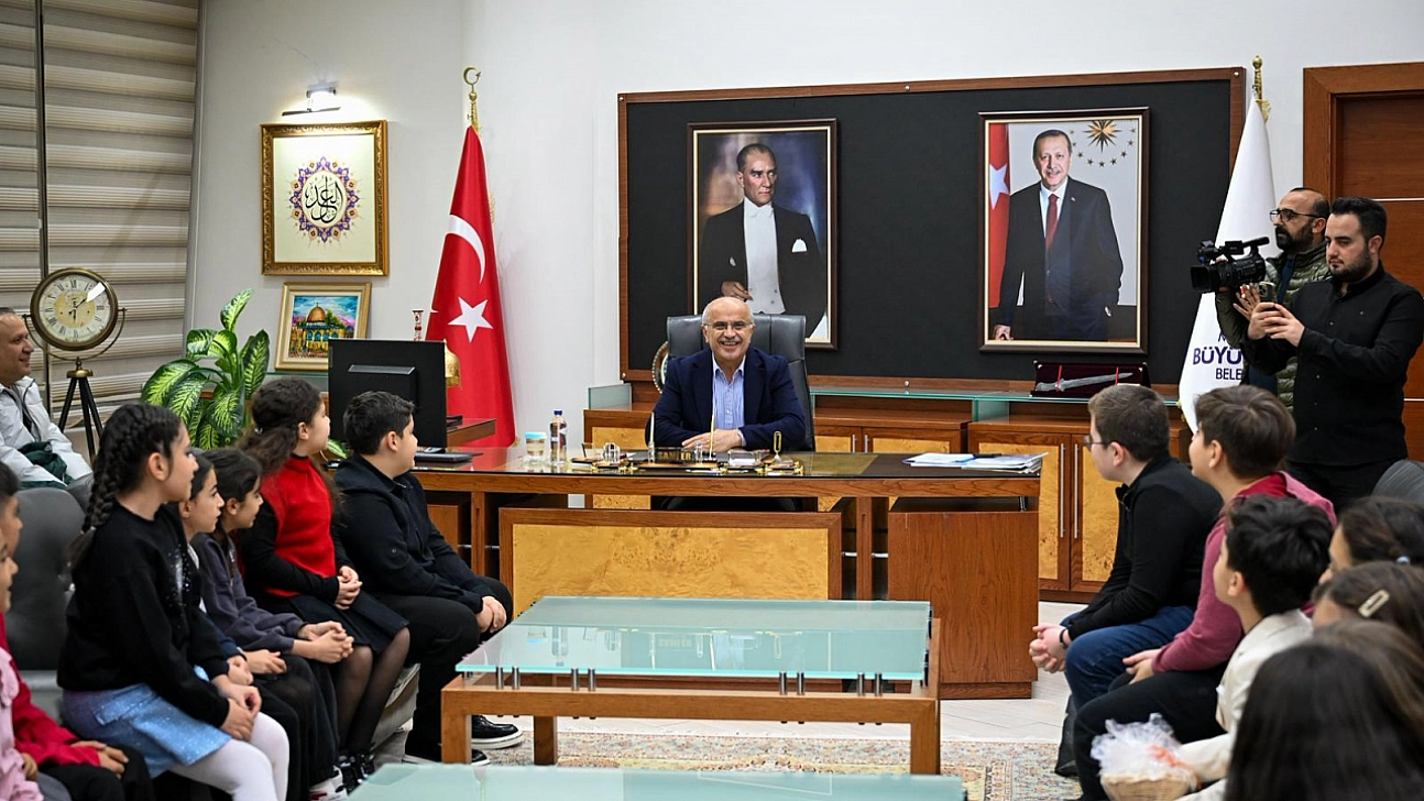 Başkan Er'e sürpriz ziyaret