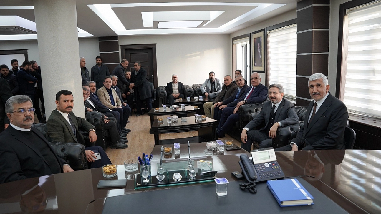 Belediye Başkanı Hallaç ile bir araya geldi