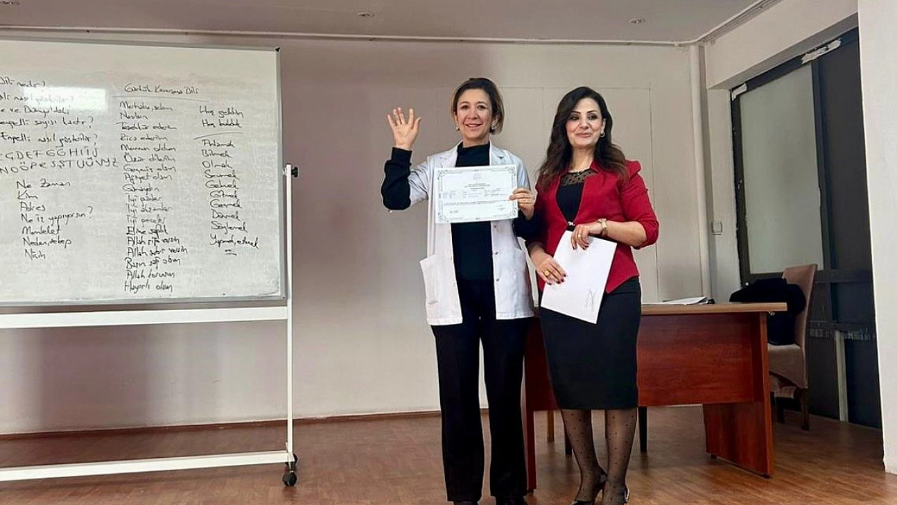 Dağkapı Devlet Hastanesinde işaret dili eğitimi