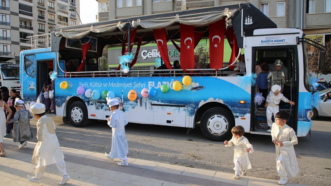 Elazığ'da sünnet şöleni