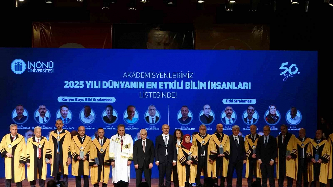 2025-2026 Akademik Yılı AYM Başkanı Özkaya dersi ile başladı