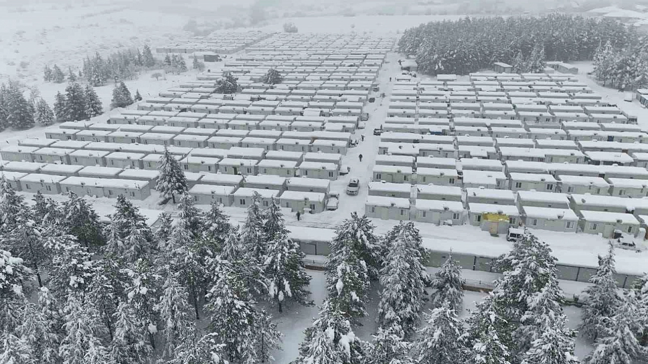 Kar kalınlığının 1 metreyi buldu