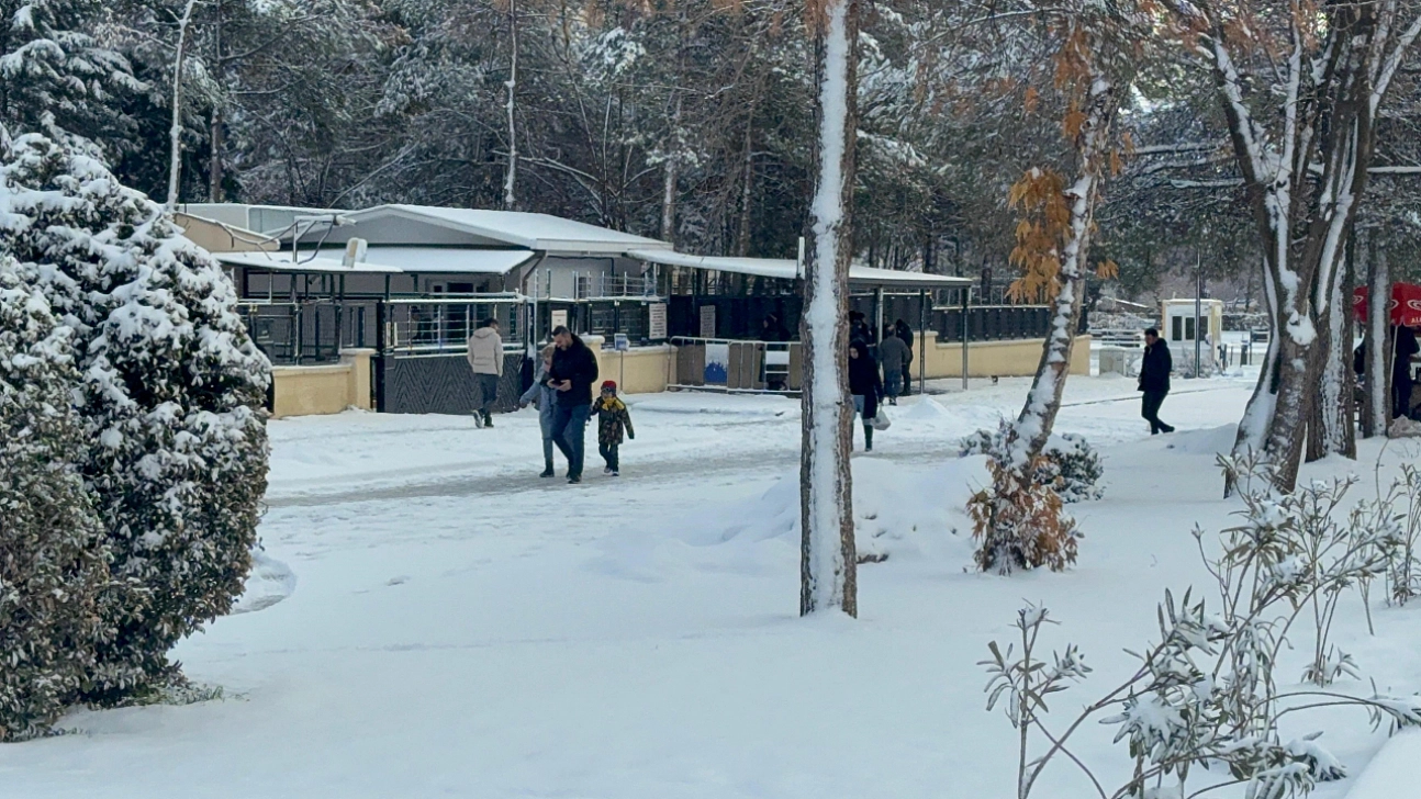 Kar yağışı çileye dönüştü