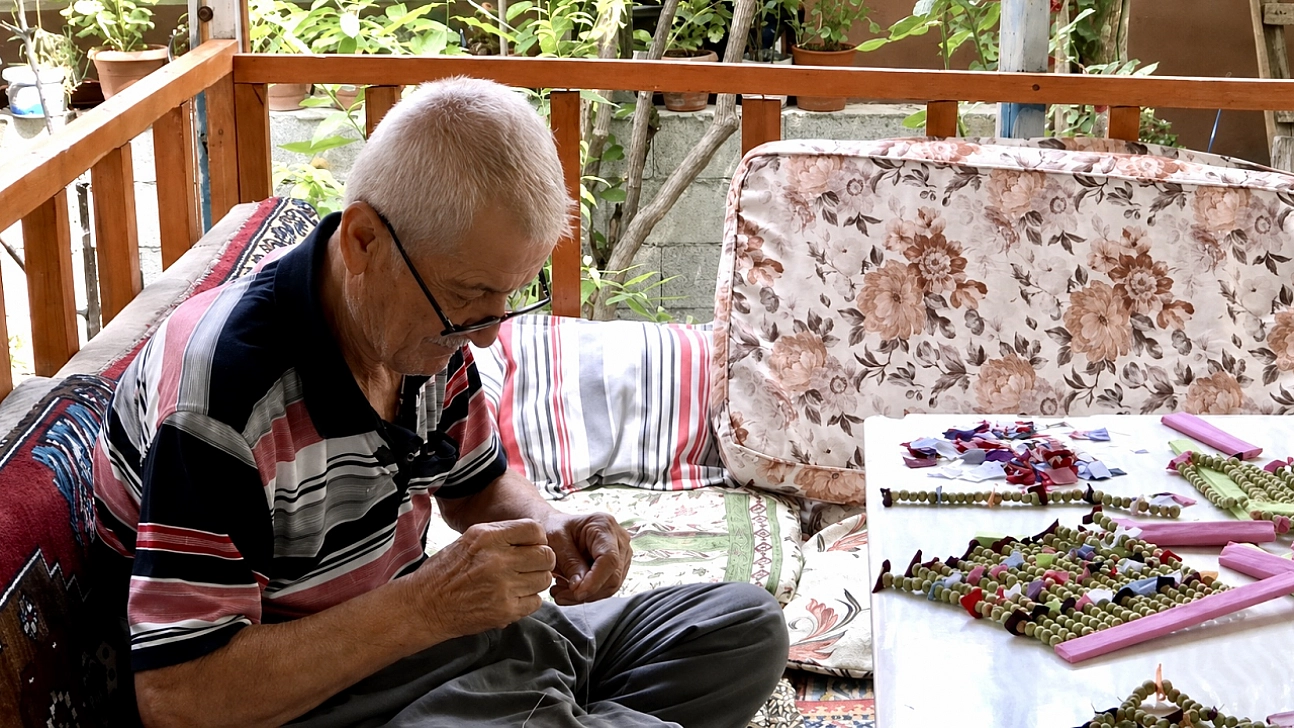 Malatya'da 80 yıllık üzerlik geleneği yaşatılıyor: 'Para için değil, kültürümüz yaşasın diye'