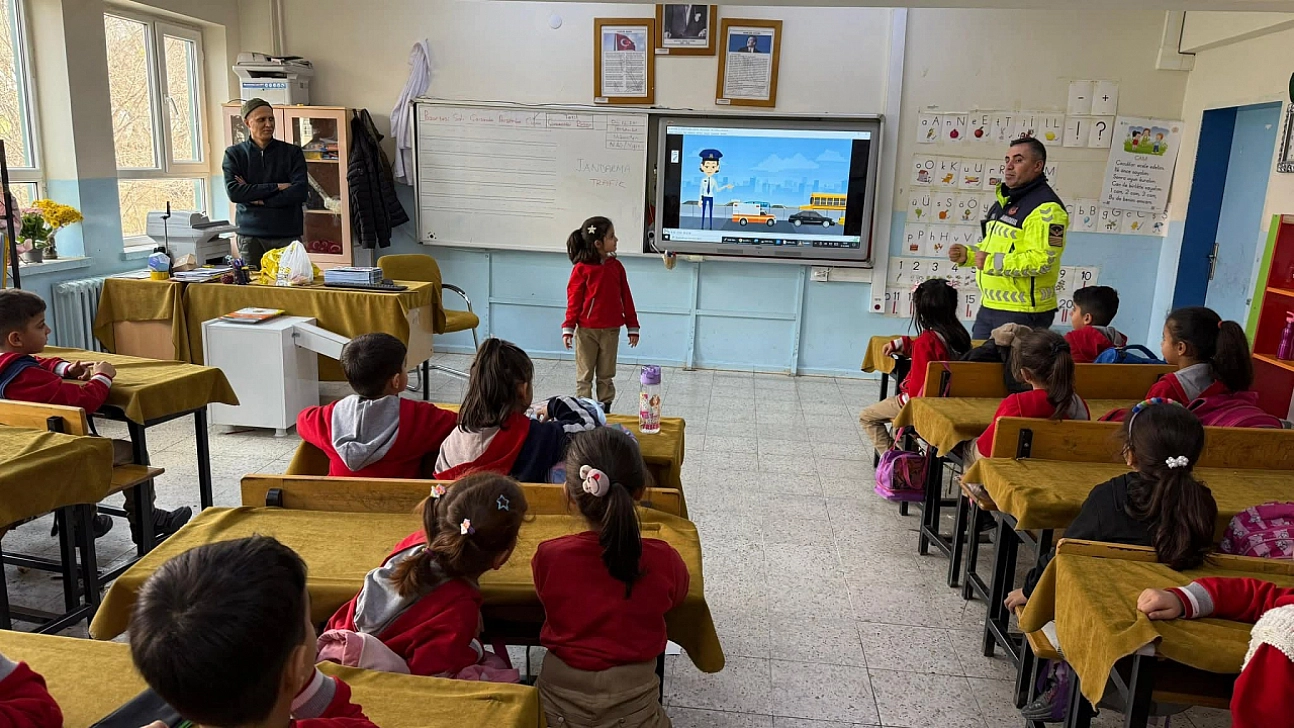Malatya'da öğrencilere uygulamalı trafik eğitimi verildi