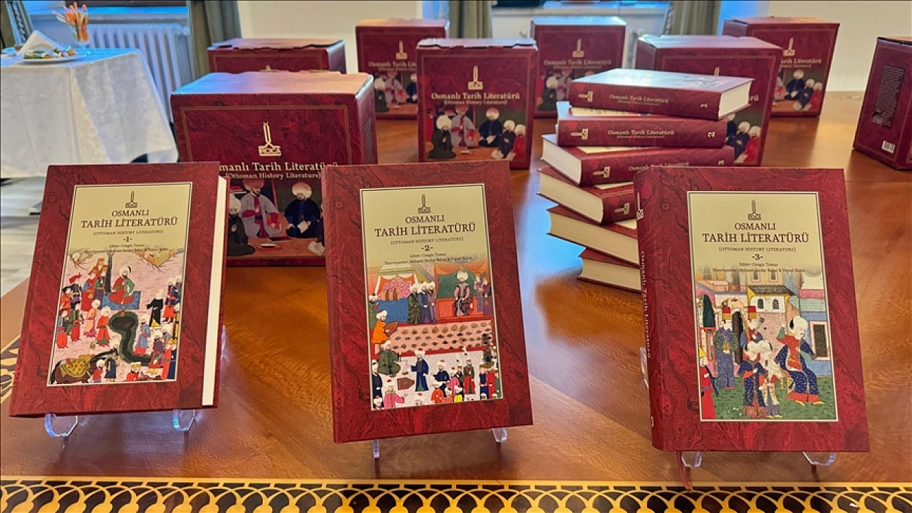 600 Yıl 6 Cilde Sığdırıldı