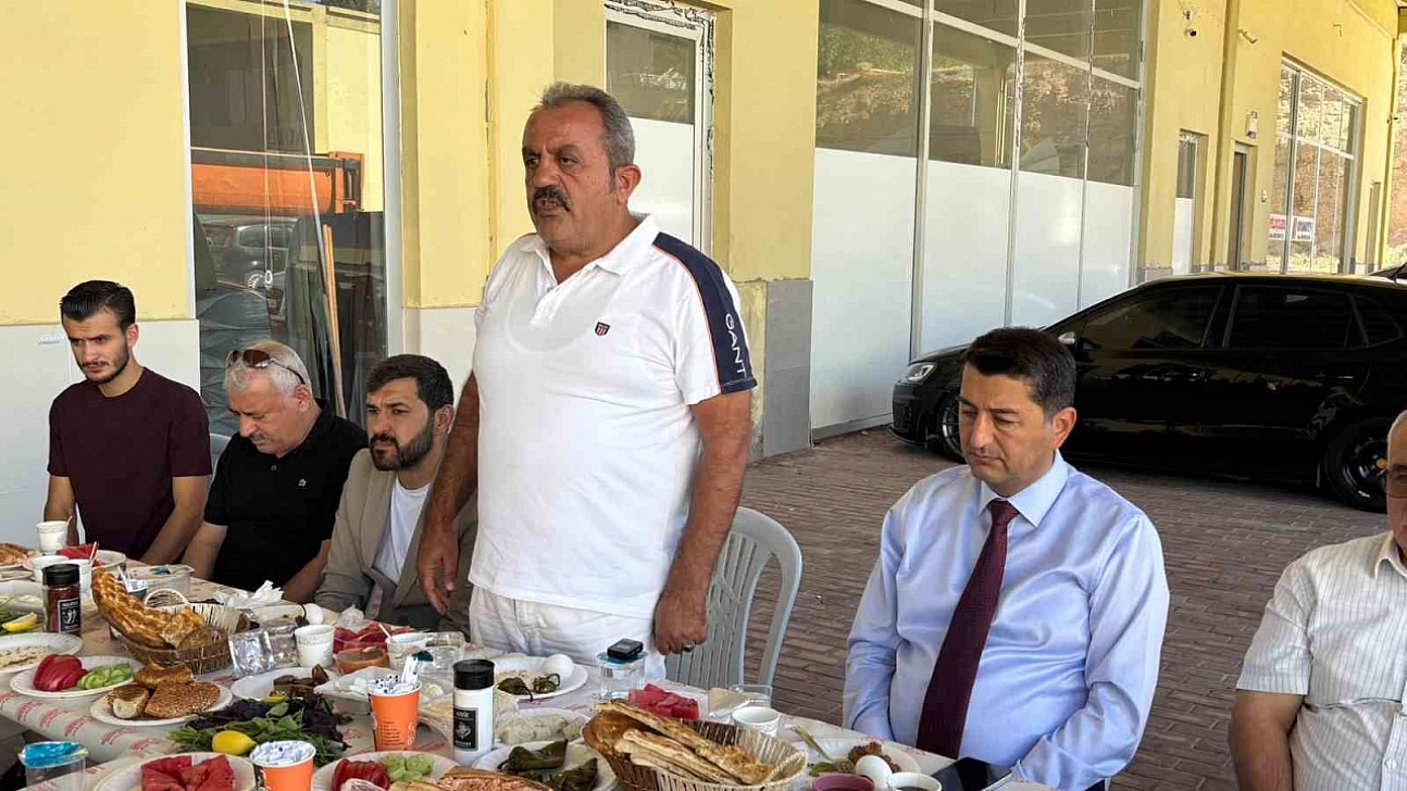 MTSO adayı Mahmut Boyraz Galericiler Sitesi esnafıyla buluştu