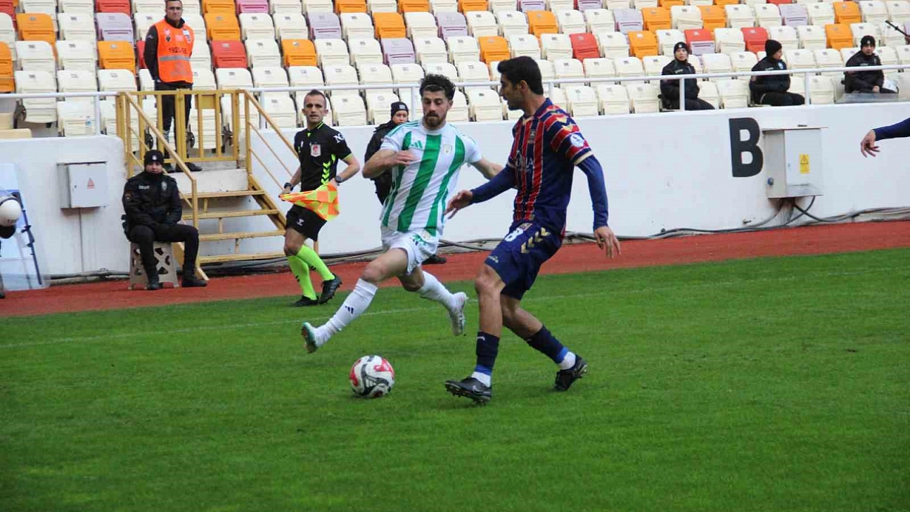 Yeşilyurtspor, Evinde Silifke'yi 1-0 Mağlup Etti