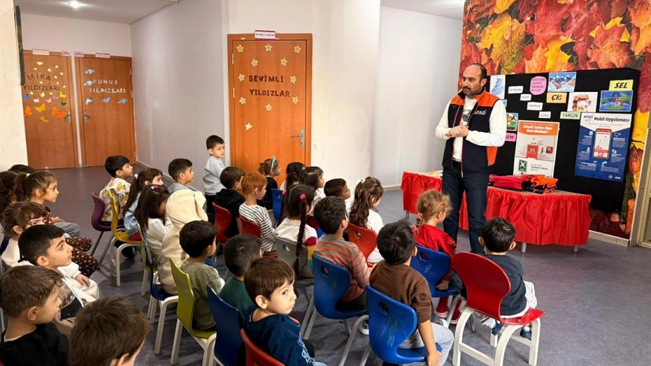 Öğrencilere afet farkındalık eğitimi verildi
