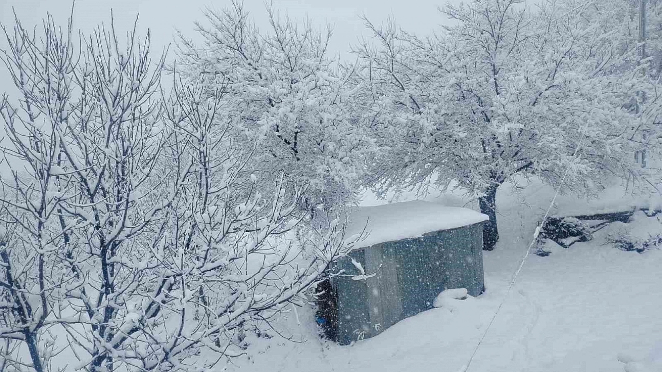 Malatya'da kar kalınlığı 1 metreye yaklaştı