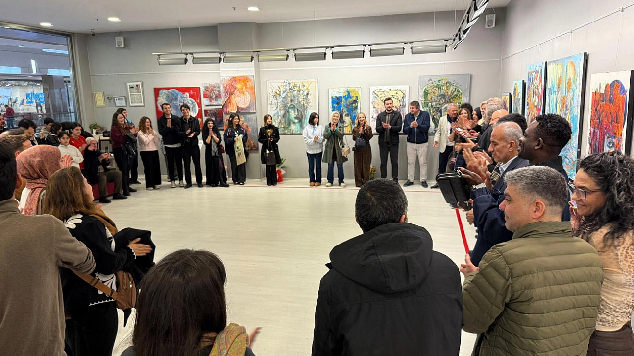 Ressam Atilla, SANKO Sanat Galerisi'nde sergi açtı
