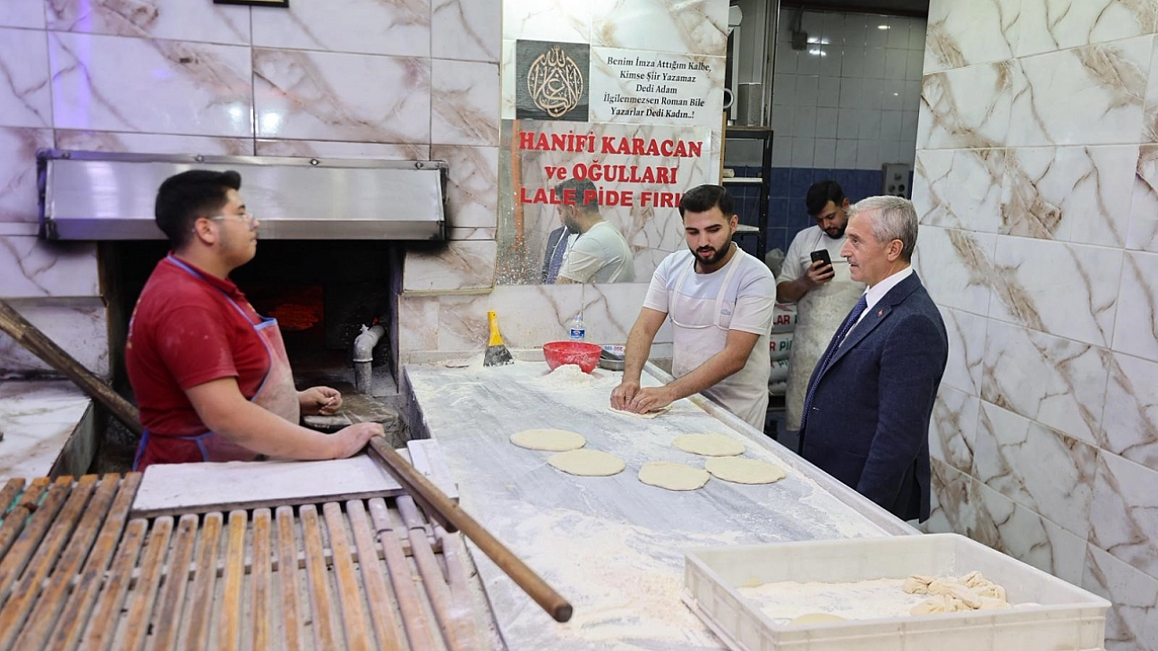 Tahmazoğlu'ndan aile ve esnaf ziyaretleri