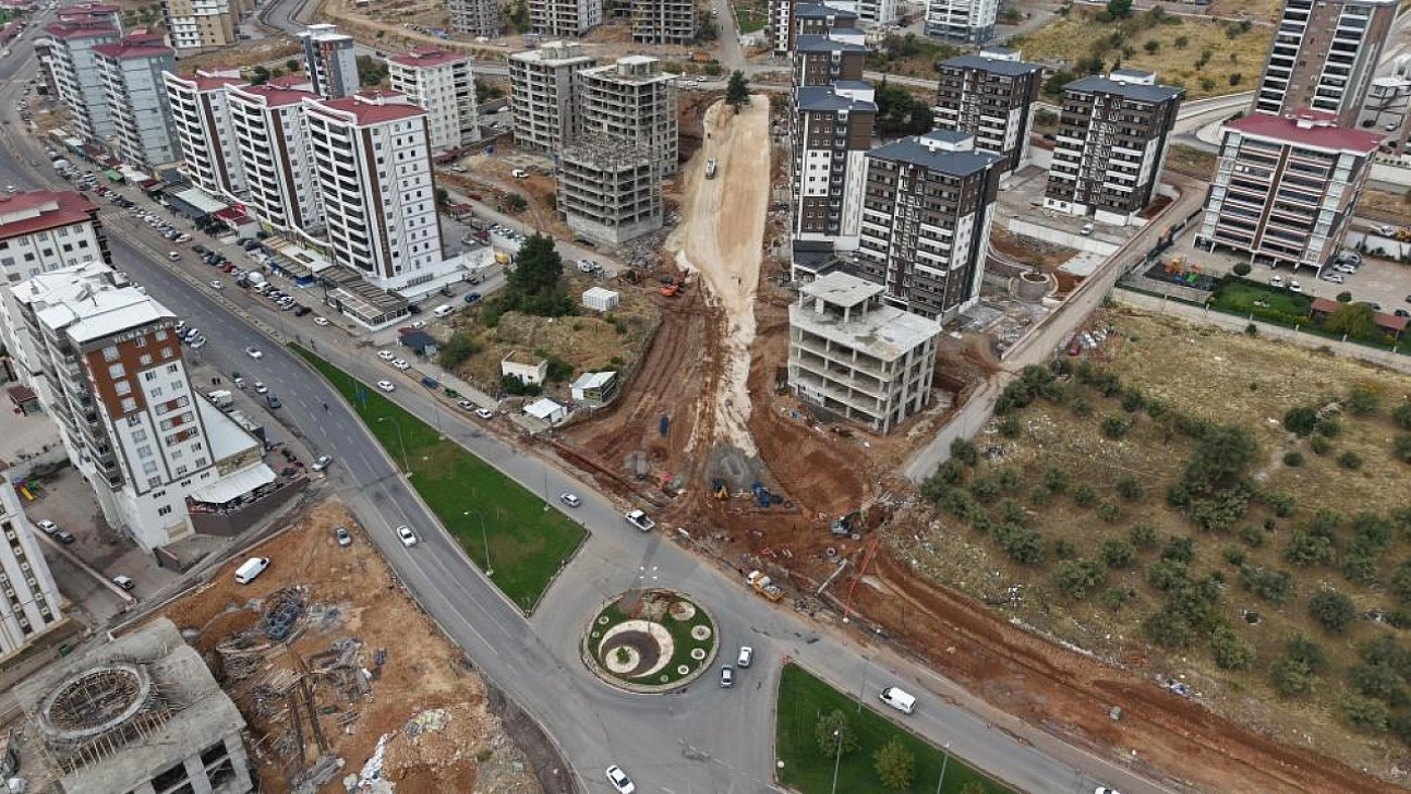 Tömek Kavşağı'nda trafiği rahatlatacak projeye start verildi