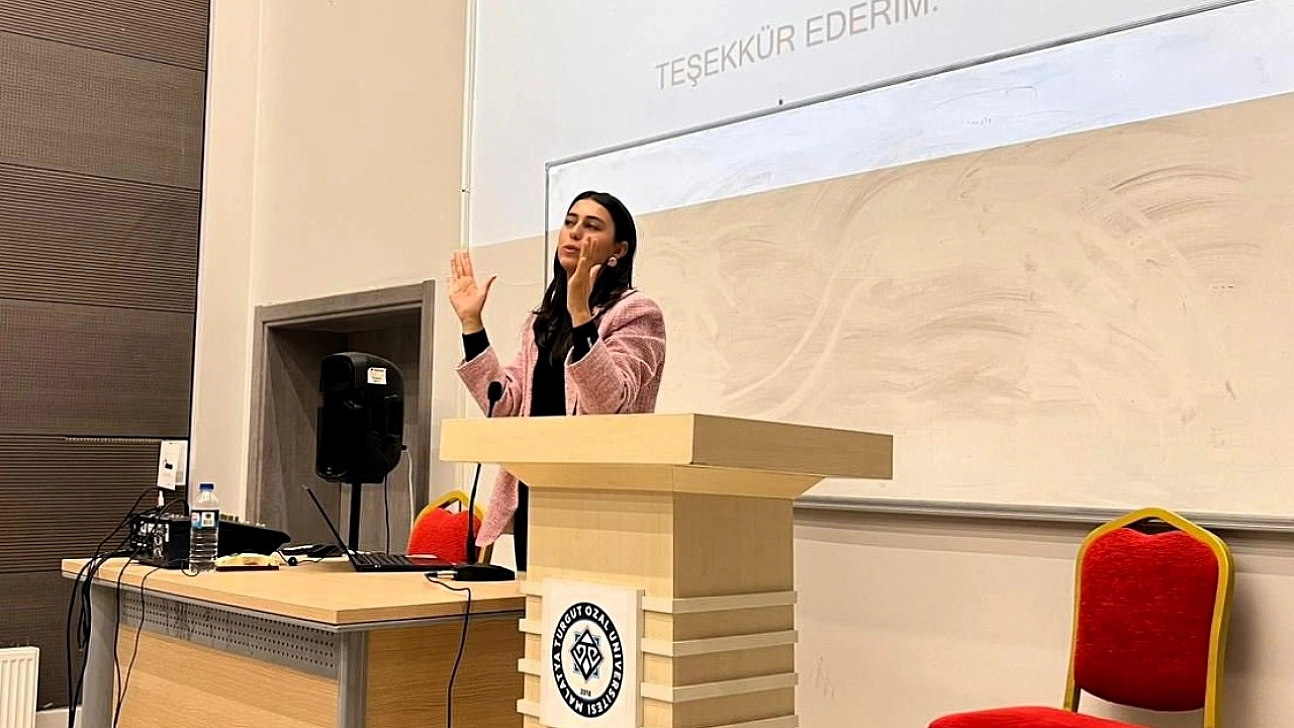 Turgut Özal Üniversitesi Öğrencilerine 'Evlilik Öncesi' Eğitimi Verildi