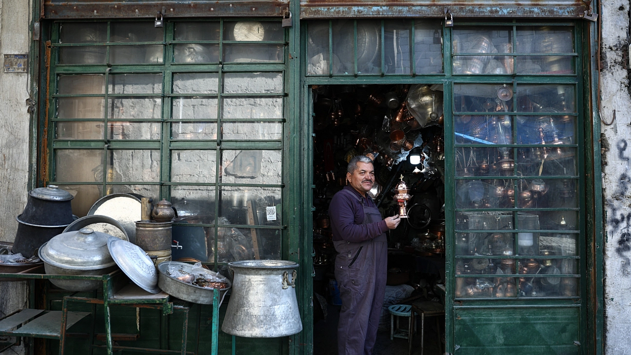Usta Sayısı Azalsa da Bakırcılar Çarşısı Yaşamaya Devam Ediyor