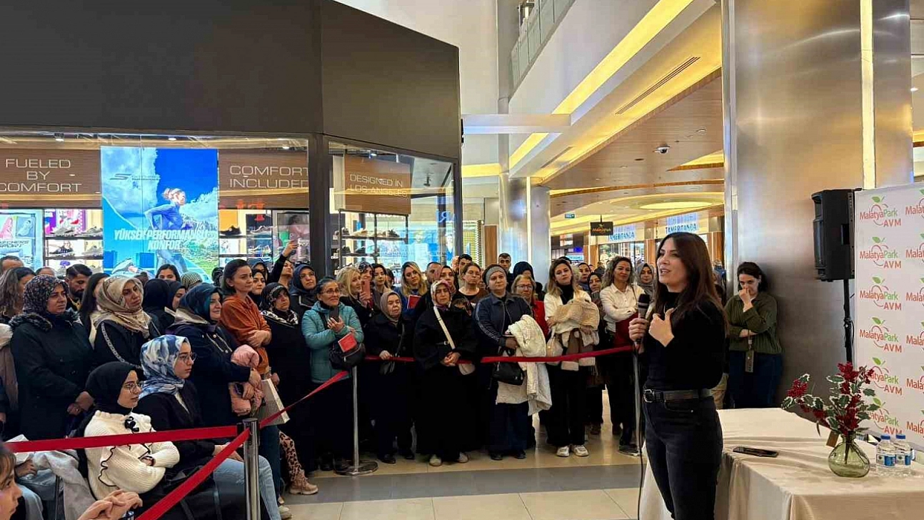 MalatyaPark AVM'de Dilek Cesur Rüzgarı