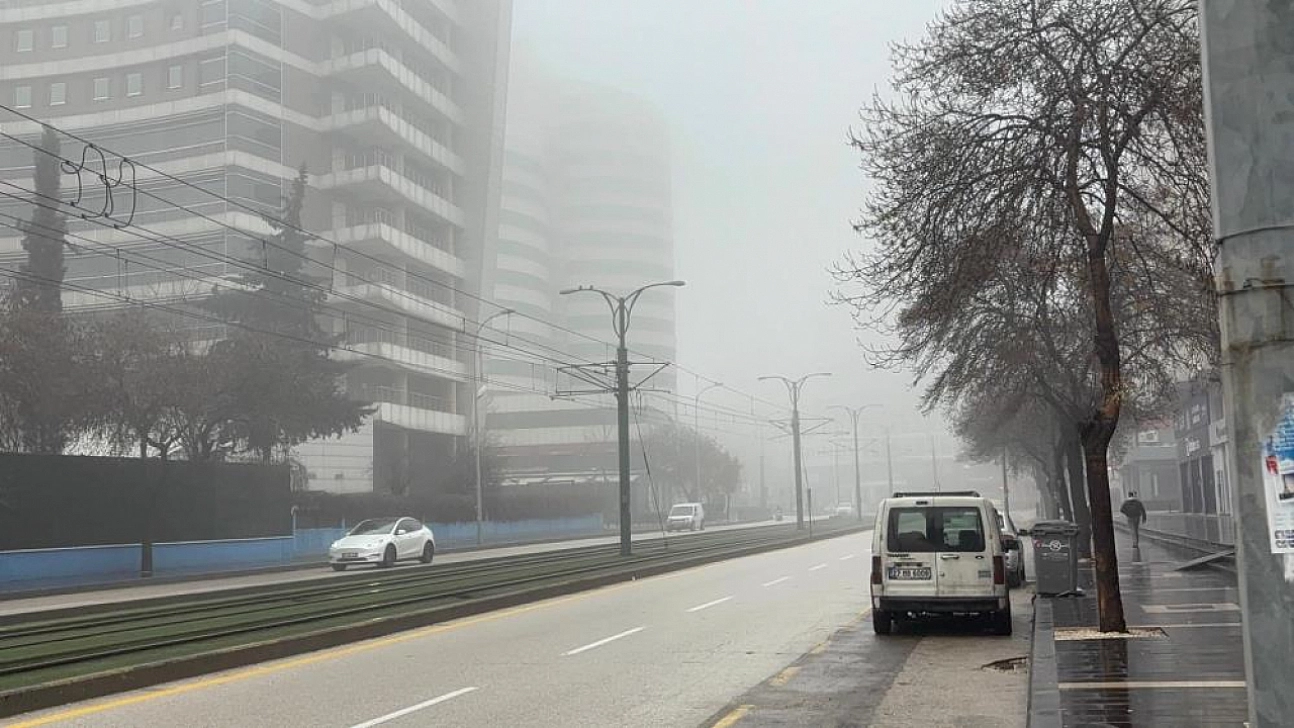 Yoğun sis etkisini sürdürüyor