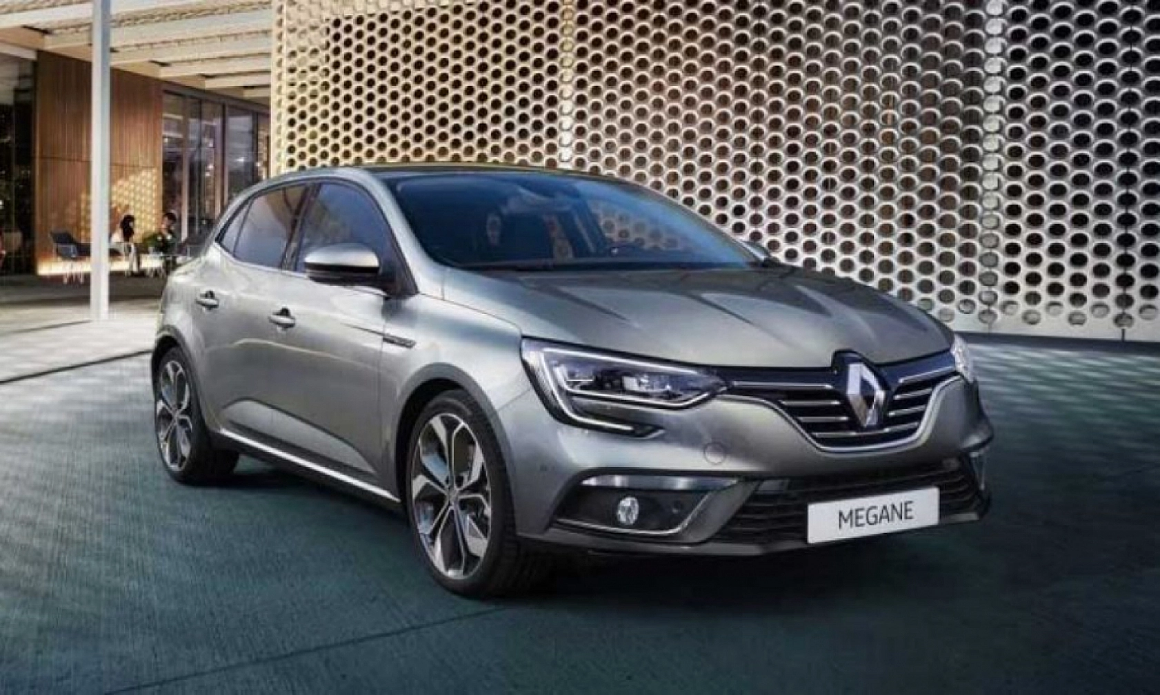 Malatyalılar Faizsiz Taksitle Sıfır Megane Sedan Alabilecek!