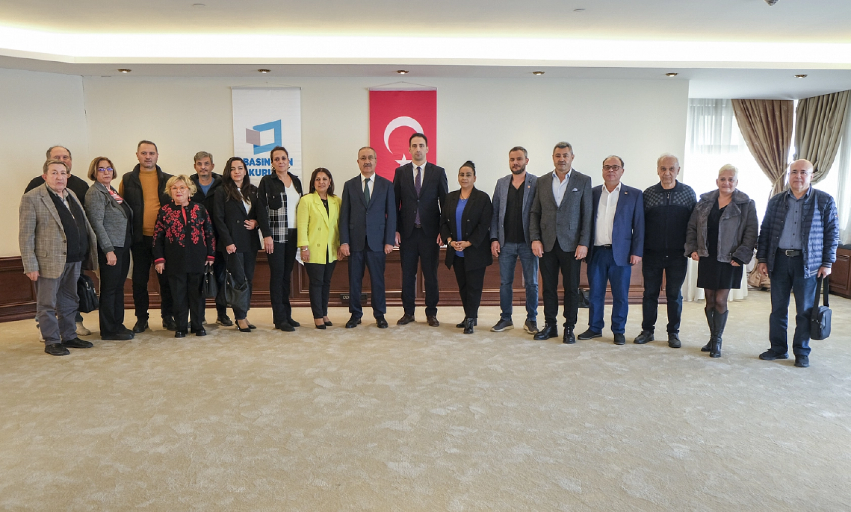 Bir Gecede Binlerce Okuyucu Nereye Gitti!?