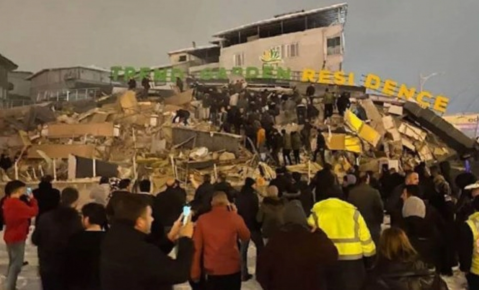 Malatyaspor'dan Unutulmaz Vefa: Kalpler Gaziantep'te Bir Oldu!