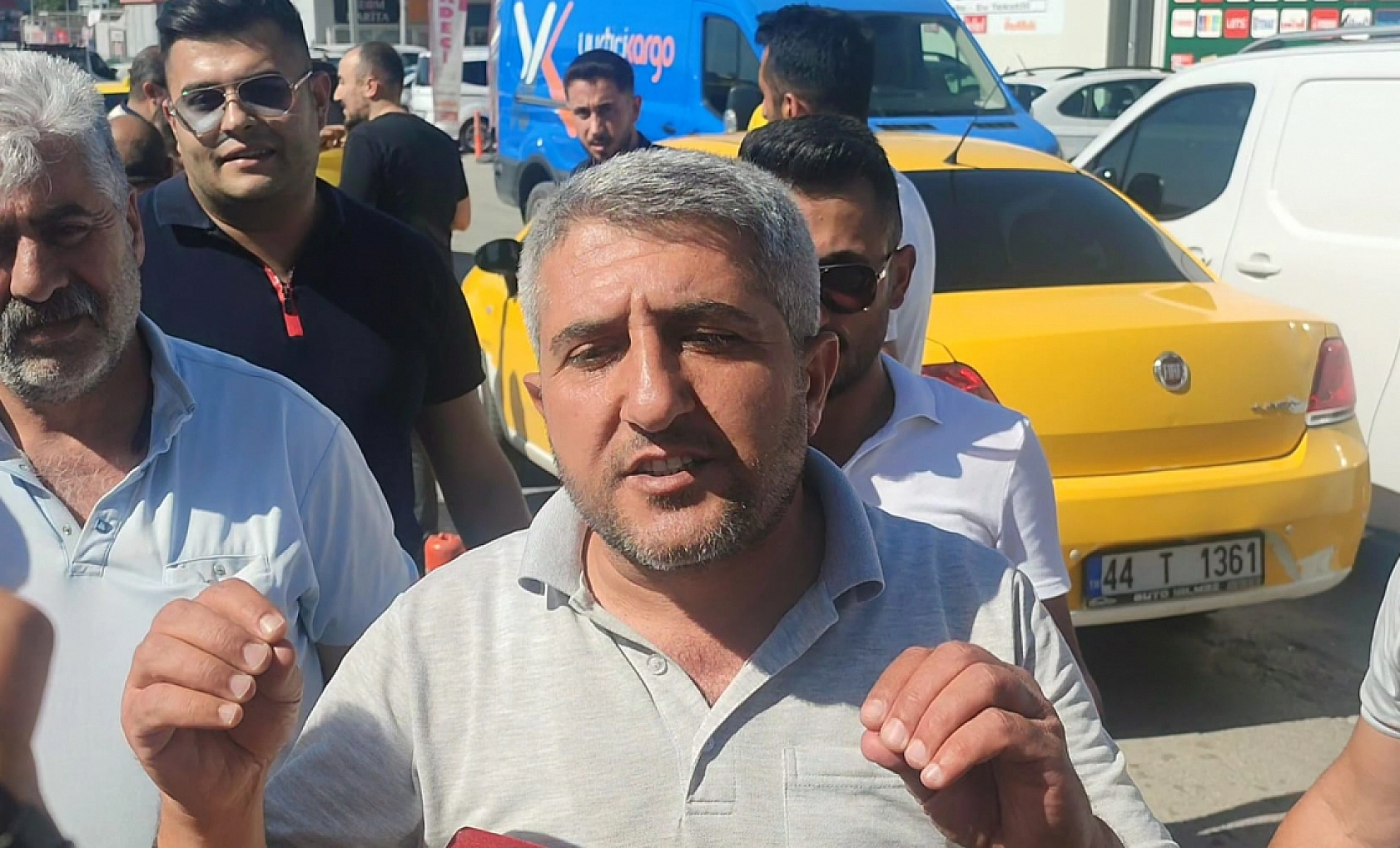 Taksicilerden Büyükşehir ve Esnaf Odasına Sert Tepki! Haksızlığa Uğradık..