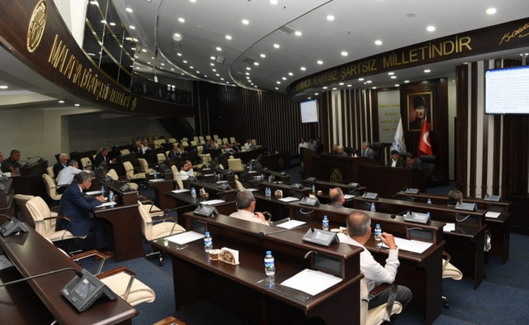 Belediyeler Karar Alırken Vatandaşın Fikrini Alacak!