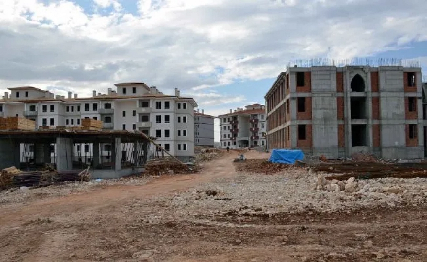 TOKİ'nin İndirim Kampanyası O Tarihte Başlıyor! Peki Kimler Yararlanacak? Detaylar Haberimizde...