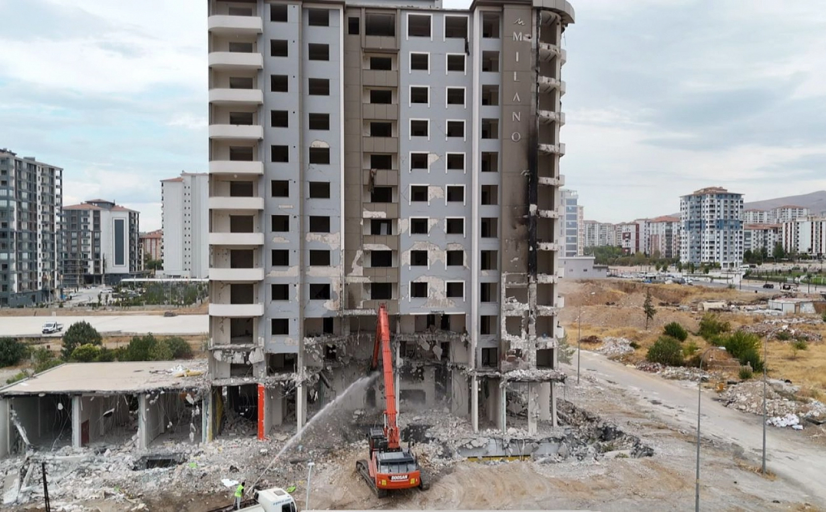 Malatya'da Yıkımların Nasıl Yapıldığı Belli Oldu...!