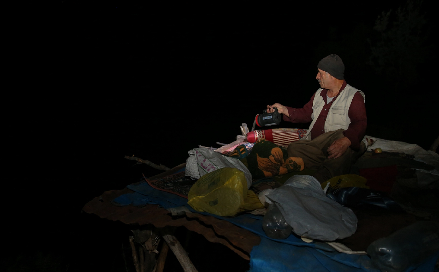 Hasat İçin Ayakta: Çukurcalı Çiftçiler Gece Gündüz Nöbette