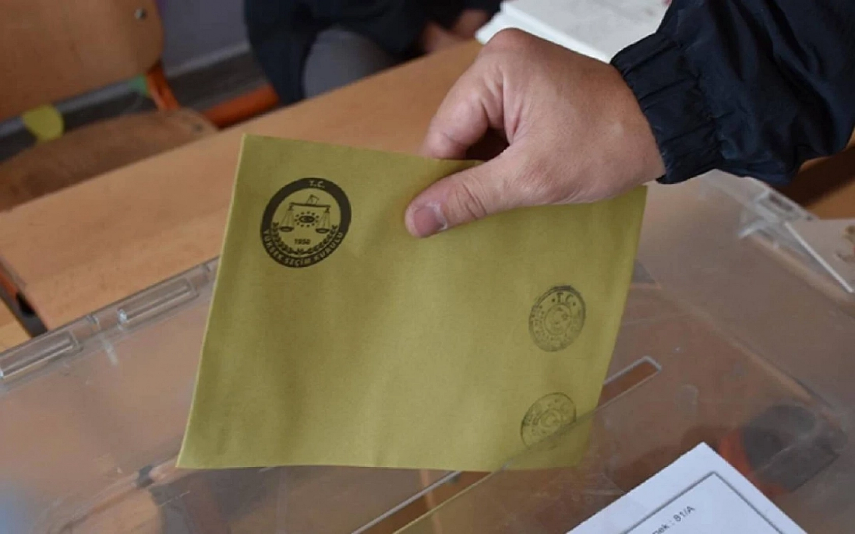 Mayıs ayı anket sonuçları şaşırttı: Seçmenlerin tercihi değişiyor!