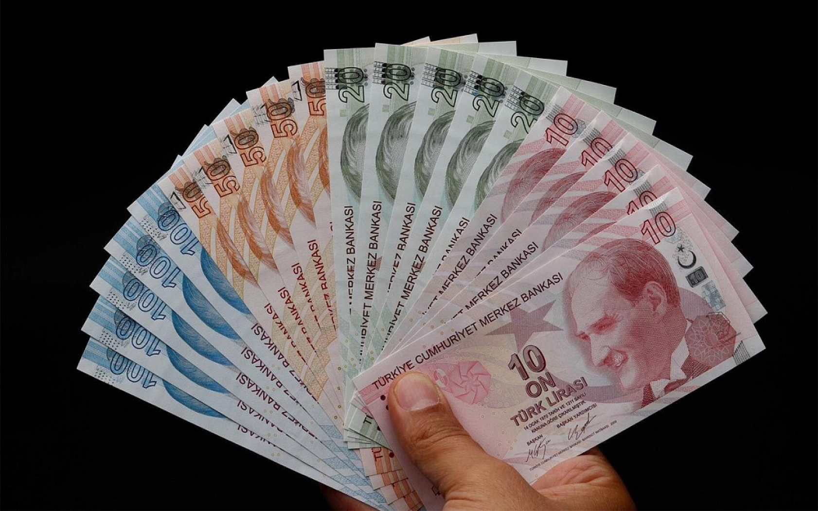 İhtiyaç Sahiplerine Yapılan Destek Ödemeleri Artırıldı: Peki, Yaşlı, Engelli ve Evde Bakım Yardımı Ne Kadar Oldu?