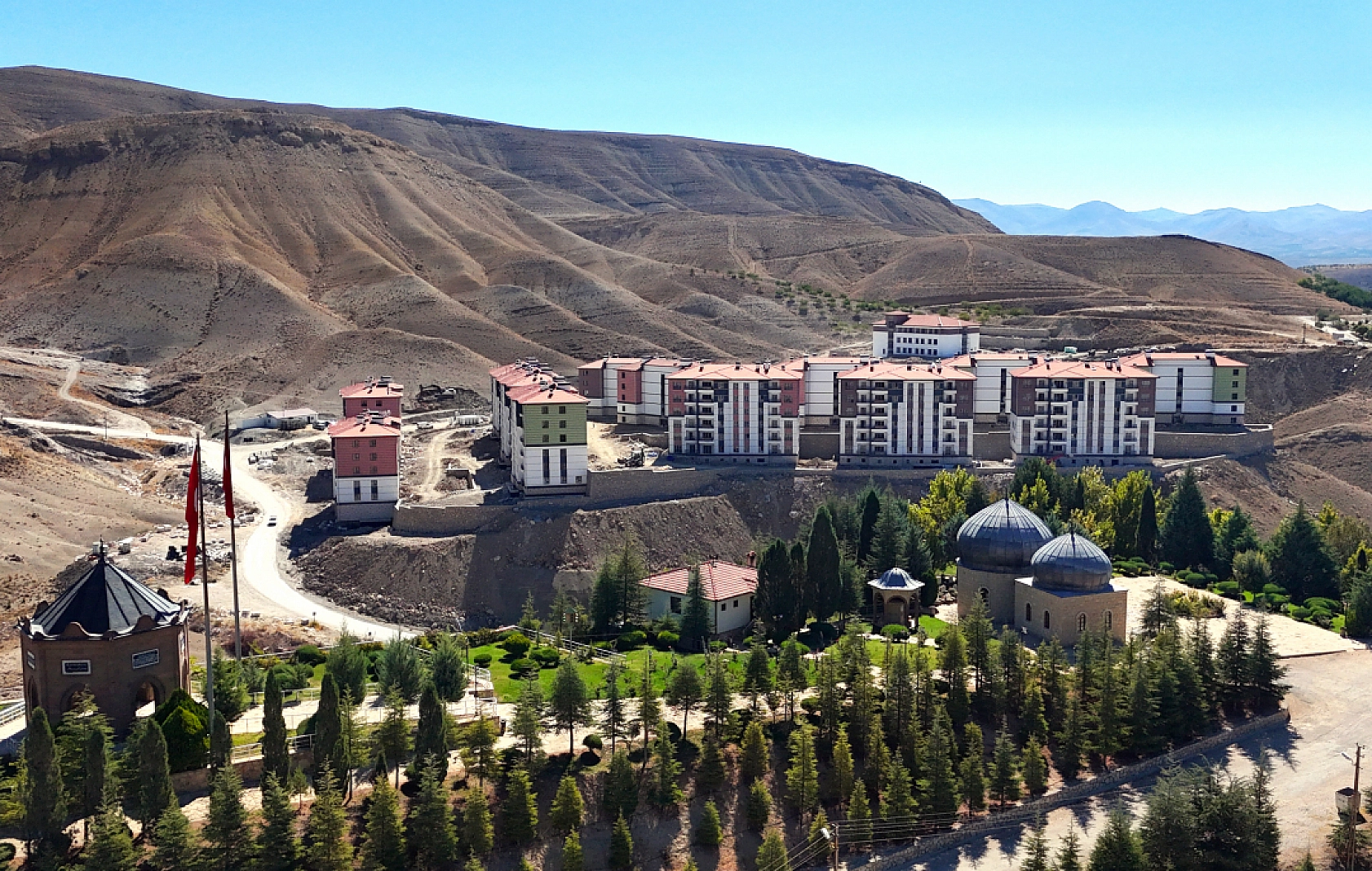 Rekor Sürede Tamamlandı..! Malatya'da 256 Konut Teslim Edilecek...!