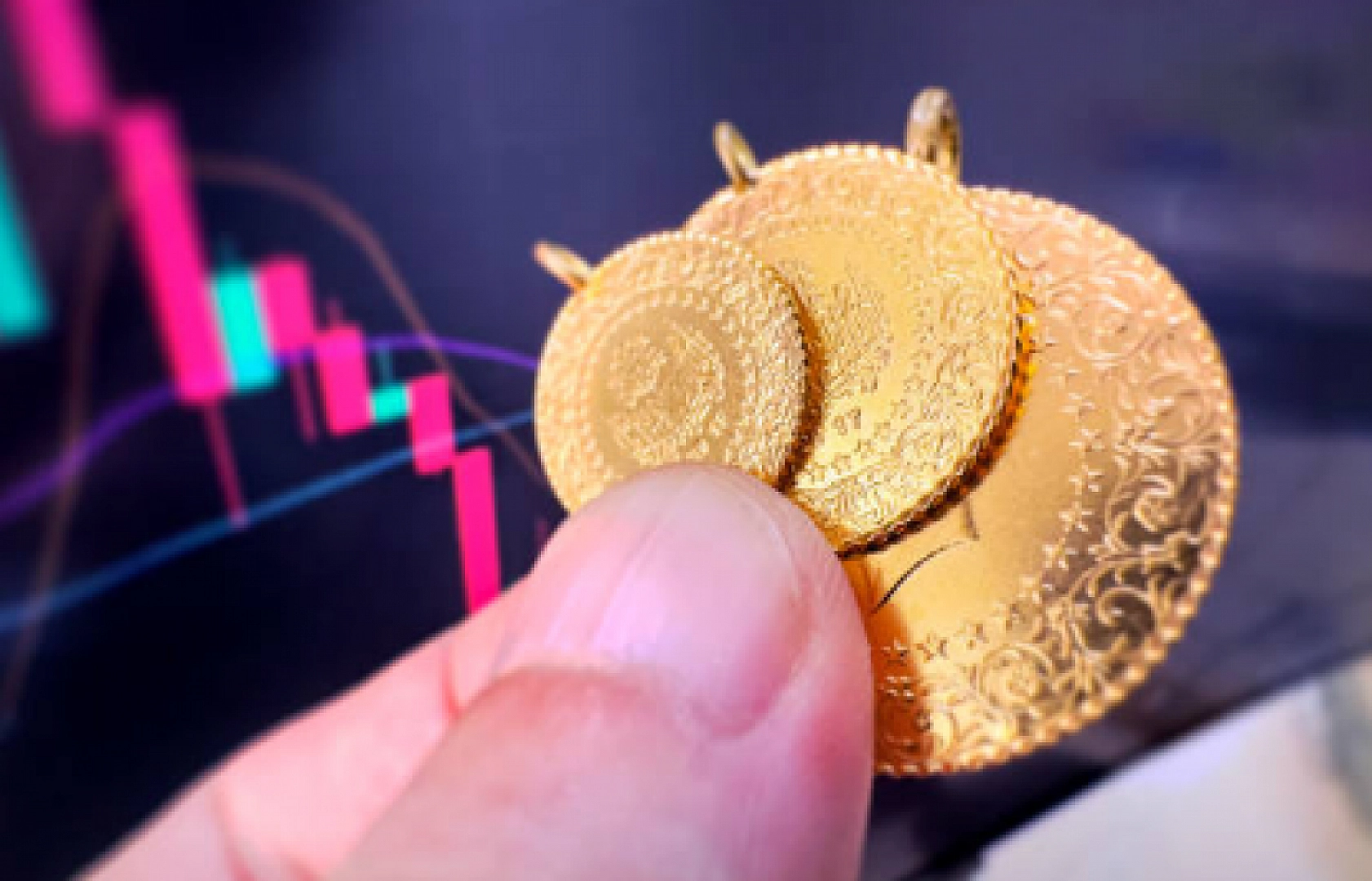 Altın Fiyatlarındaki Düşüş ve Yükselişler Yatırımcıyı Endişelendiriyor