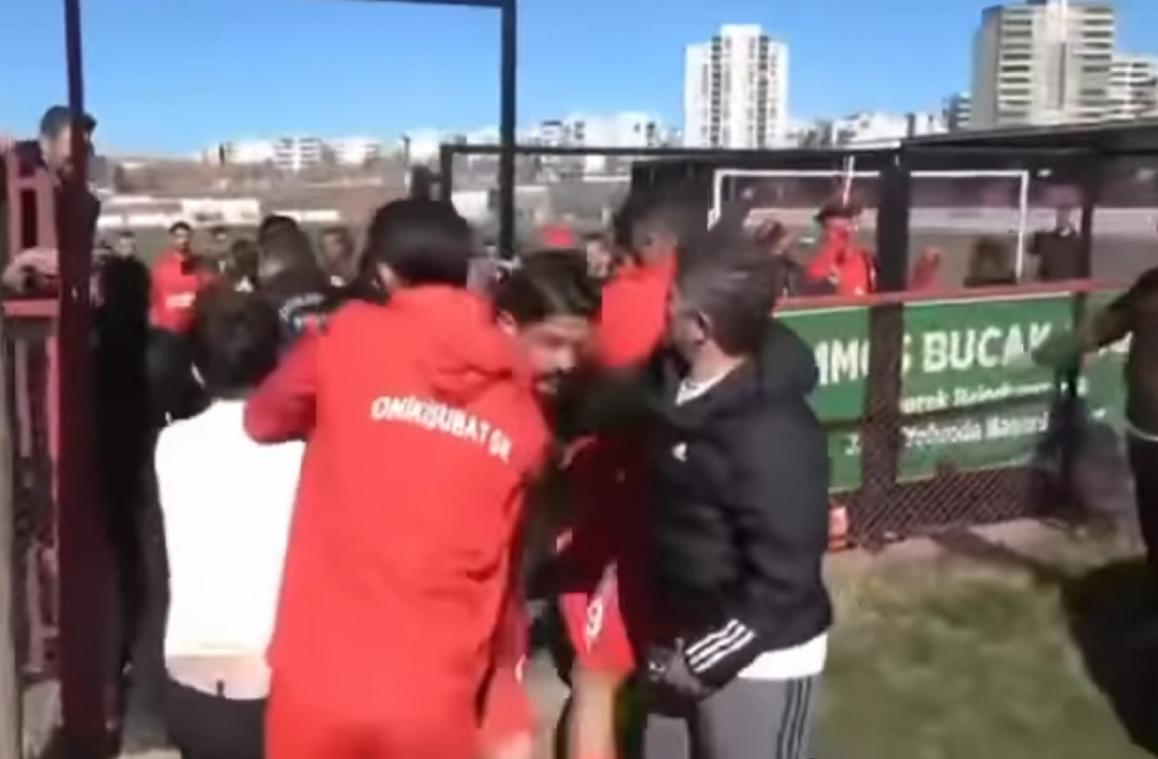 Yeşilyurt Şampiyonluğa Koşuyor, Malatyaspor'un Play-Off Heyecanı Artıyor!