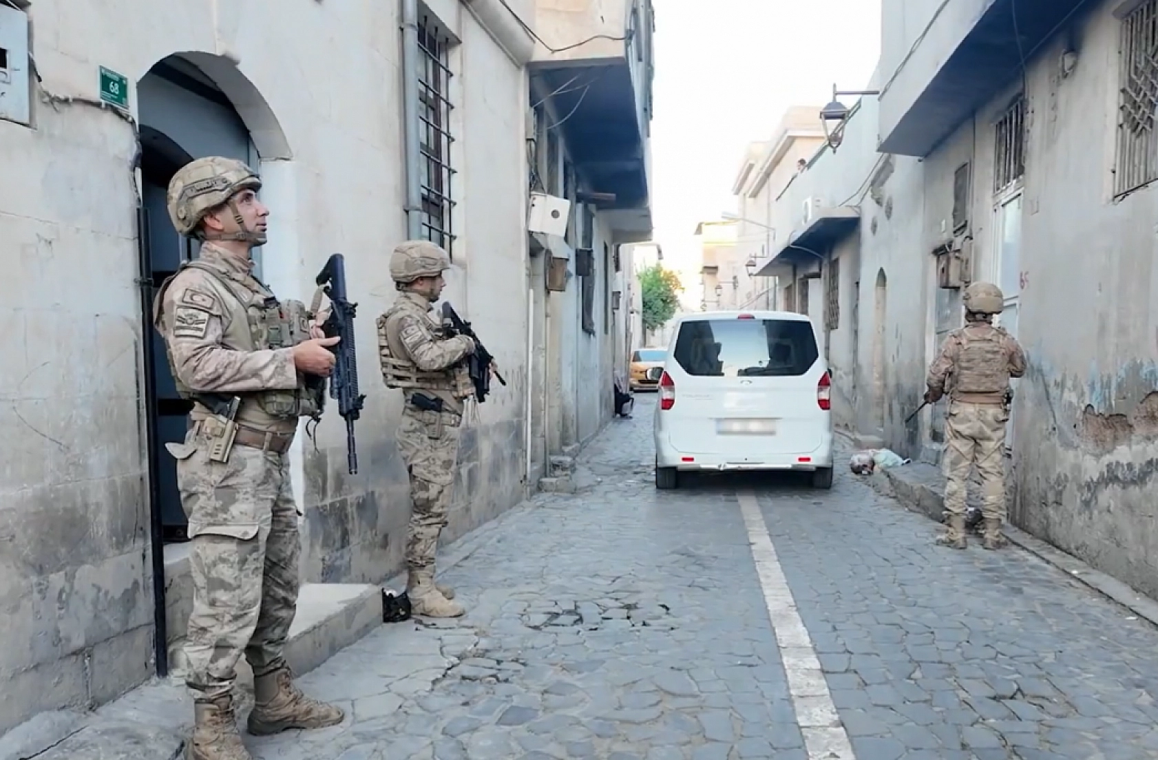 Malatya dahil 28 ilde DEAŞ operasyonu: 83 kişi yakalandı…