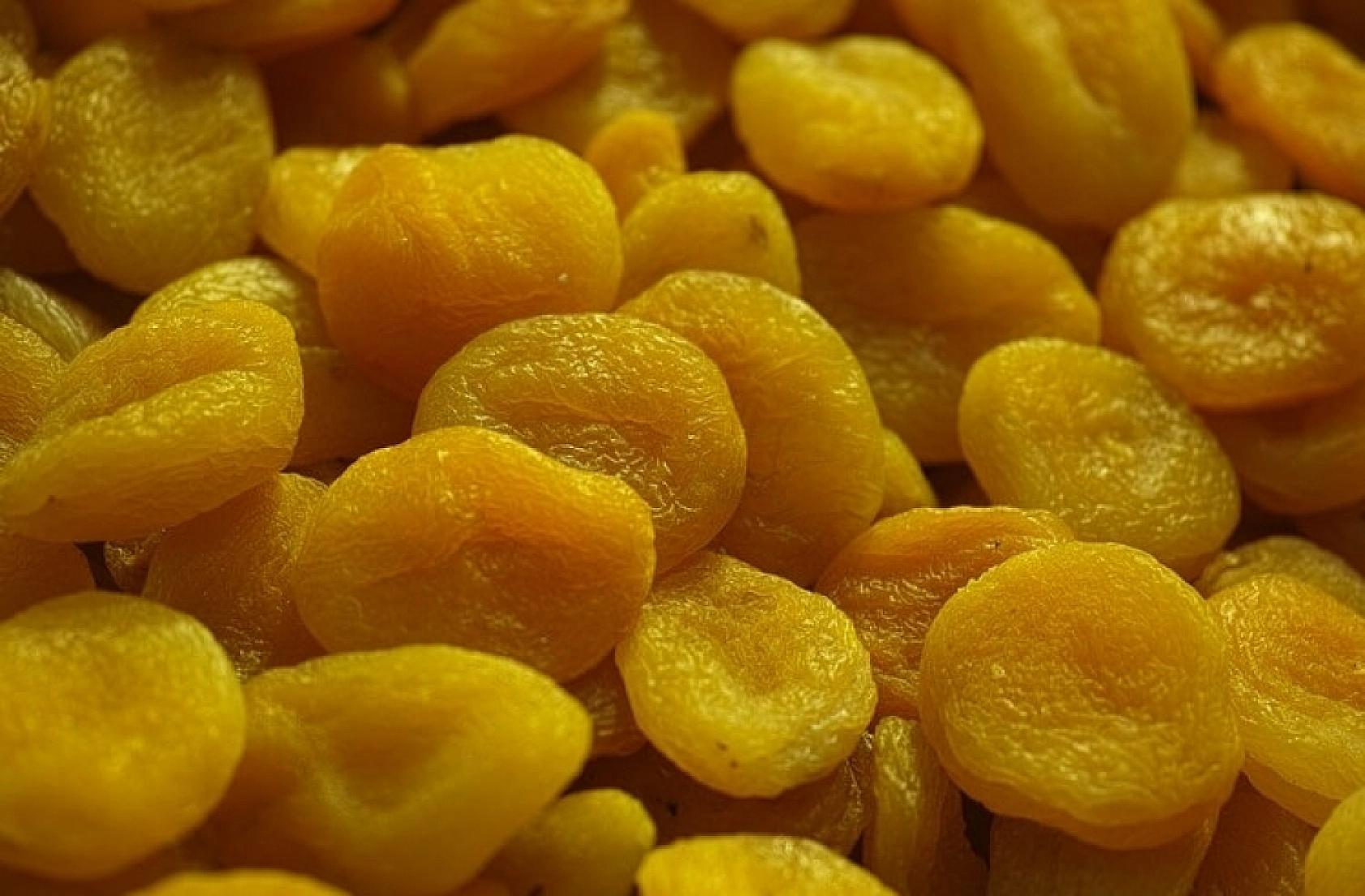 Kuru Kayısı Fiyatı Şaşırttı: Bu Defa Marketler Değil Üretici Kazandı!