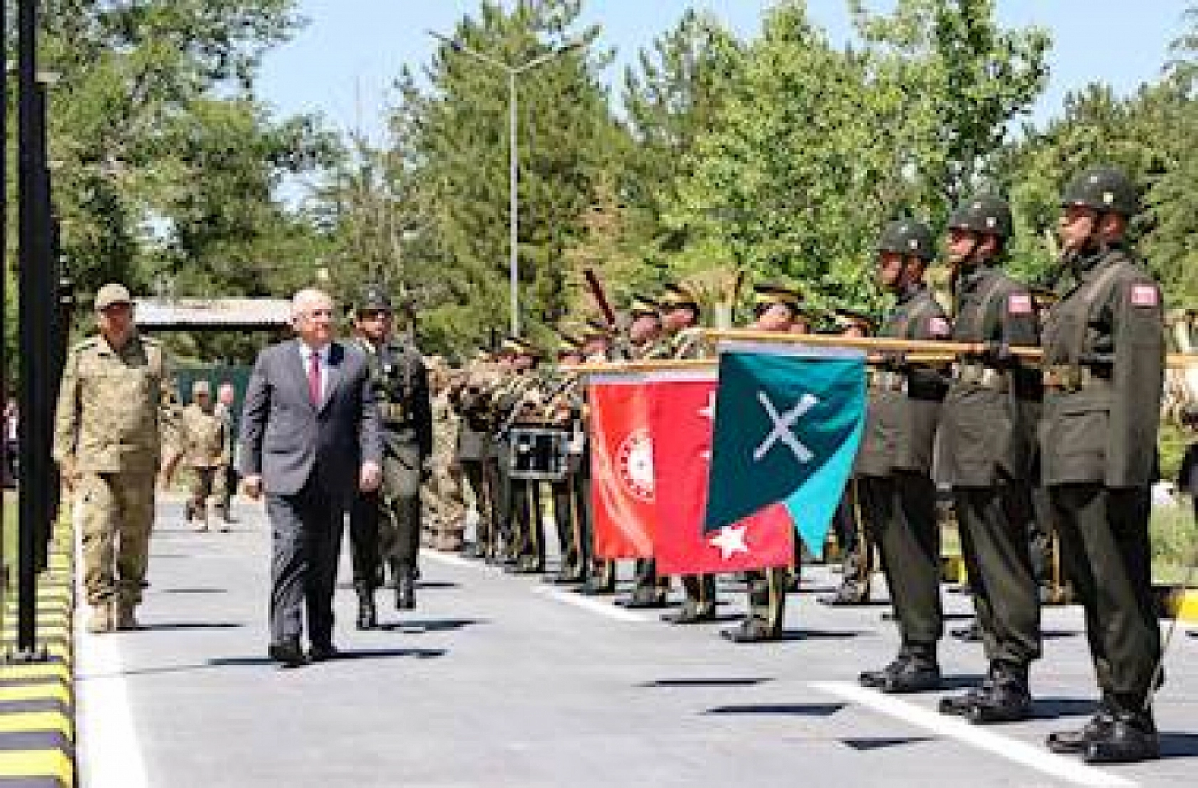 Güler, 2'nci Ordu Komutanlığını denetledi: Her türlü senaryoya hazırız...!