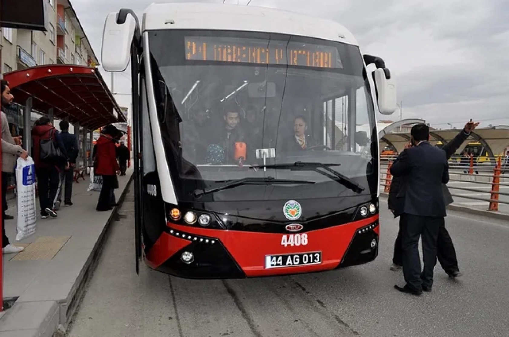 Malatyalılara müjde: Öğrencilerin taşıma ücreti büyükşehirden!