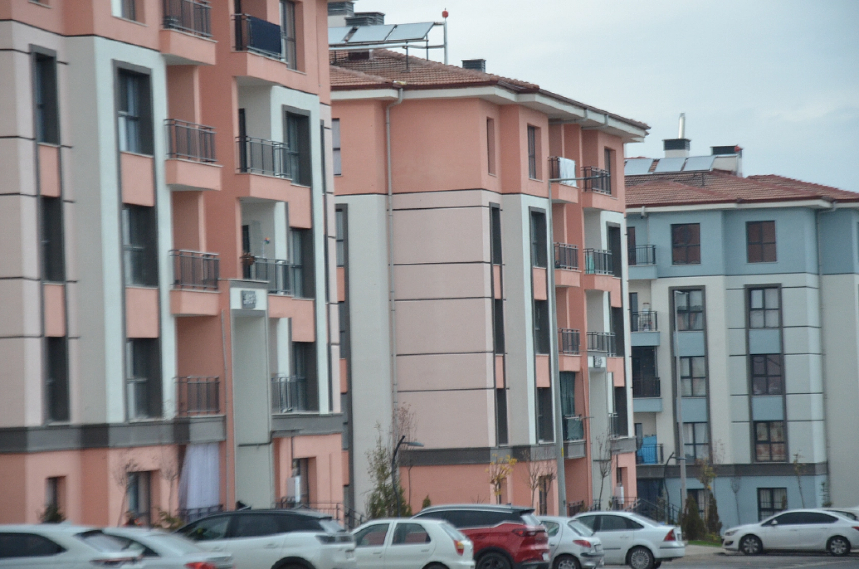 Vali Yavuz Açıkladı: Yeni Kuralar ve Teslimatlar Yakın Zamanda