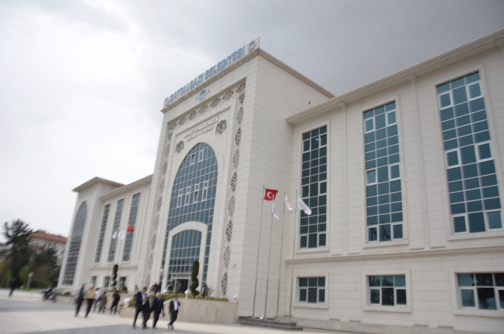 Taşkın'dan Ekrem İmamoğlu Örneği: Hukuksuz iş yapanı savcının önüne atarım