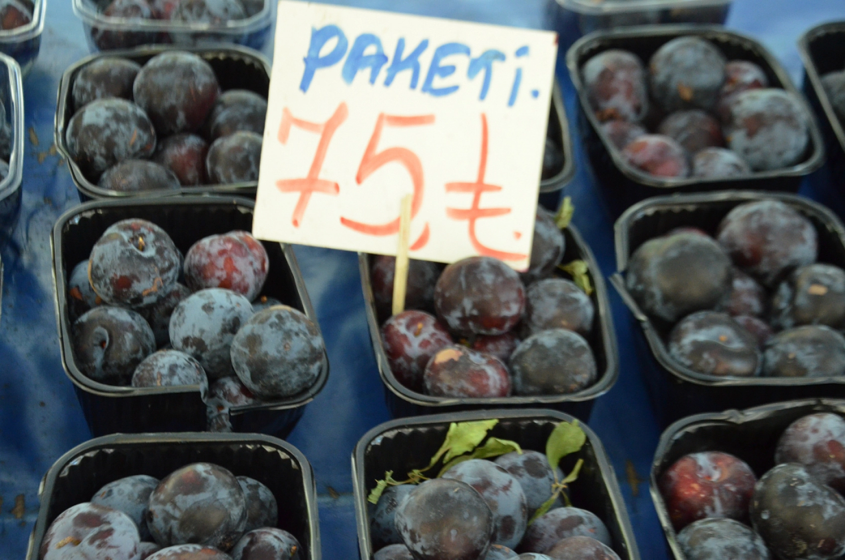 Malatya'da pazar tezgahları şenlendi: Fiyatlar düşmeye başladı