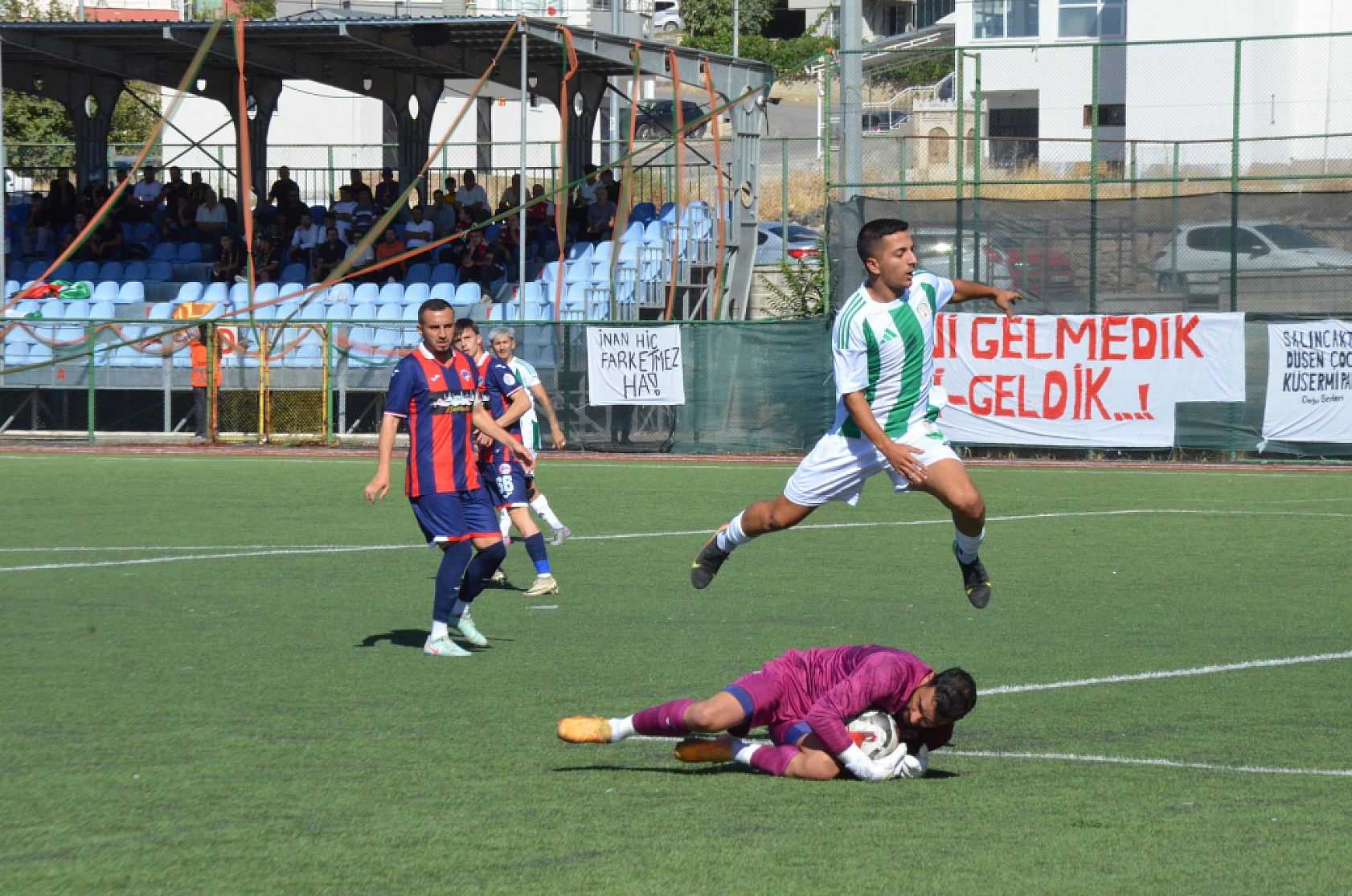 Yeşilyurtspor, uzatmalarda güldü!
